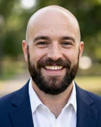 LinkedIn Headshots related public headshot