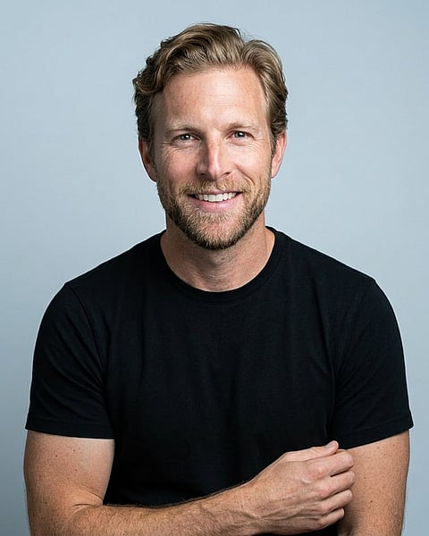 Light Cool-Grey Seamless · Black Short-Sleeve Tee headshot example